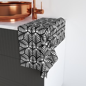 Elegant Black and White Leaf Pattern Hand Towel | Modern Bathroom Decor, Kitchen Towel, Gift for Her, Home Essentials, Stylish Drying