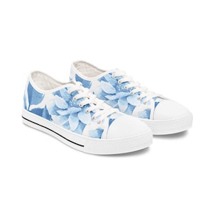 Floral Women&#39;s Low Top Sneakers, Casual Slip-On Shoes for Spring, Summer Footwear, Trendy Sneakers, Everyday Comfort Shoes