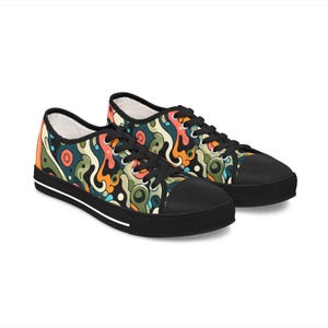 Artistic Canvas Sneakers: Women&#39;s Colorful Low Top Fashion Footwear