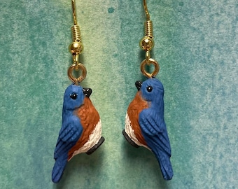 Pendientes de pájaro azul oriental pintados a mano, chapados en oro o plata