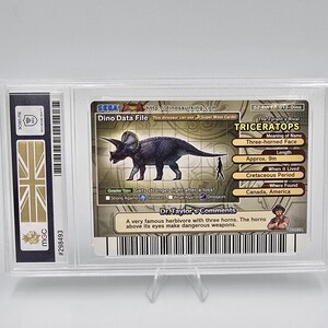 Tarjeta arcade Dinosaur King de SEGA de 2009 – Triceratops MGC con calificación 10 imagen 3