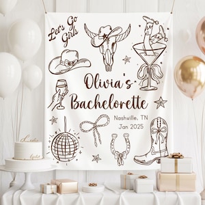 Könnte beinhalten: Eine weiße Kulisse für einen Junggesellinnenabschied mit braunen Illustrationen von Cowboy-Stiefeln, einem Hut und einem Bullenschädel. Der Text lautet "Olivia's Bachelorette" und "Nashville, TN Jan 2025". Ballons und Geschenke im Vordergrund.