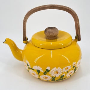 Vintage Yellow Enamel Daisy Tea Kettle Floral Wood Handle Mid Century Pot