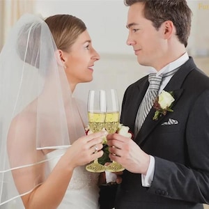 Gold Wedding Champagne Flutes: Bride and Groom Toasting Glasses