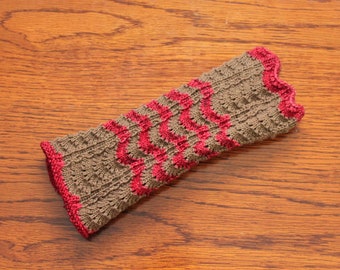 Victorian Shell Pattern Cuffs 1843 [KNITTING PATTERN]