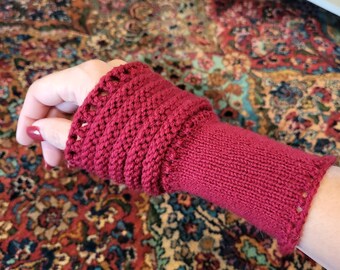 Mitts Fit for a Looking Glass Queen (inspired by Victorian "Graham Muffatees") KNITTING PATERN