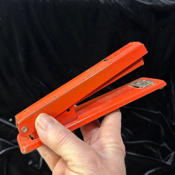 Vintage swing line stapler, vintage stapler, red stapler, red swingline stapler,