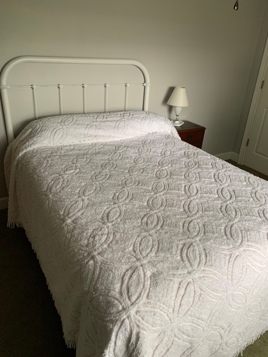 Vintage White Chenille Bedspread, Vintage Chenille Bedspread, Vintage