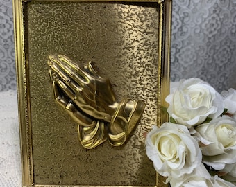 Vintage praying hands, gold praying hands, gold 3D praying hands, vintage religious picture.