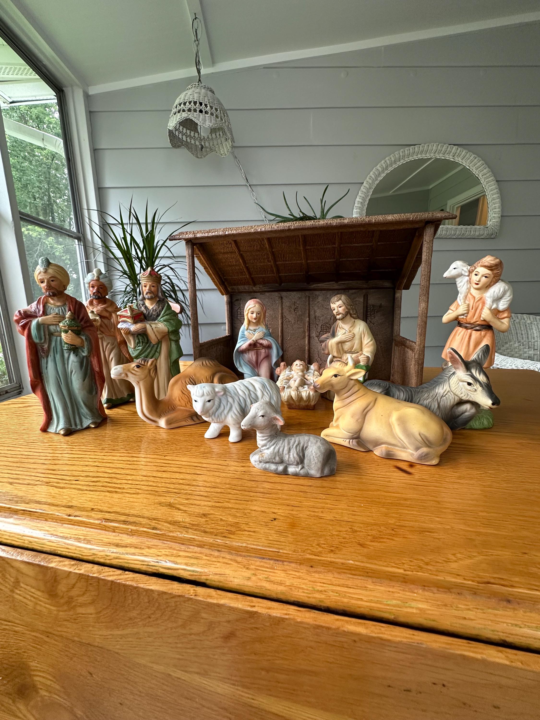 13 Piece Porcelain Nativity - Etsy