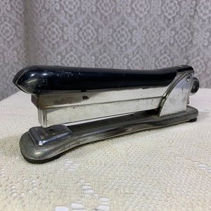 Vintage Tatum buddy Stapler, Industrial Stapler, Vintage Wilson jones Co Stapler / Art Deco Stapler / Antique Desk Decor / Antique Stapler