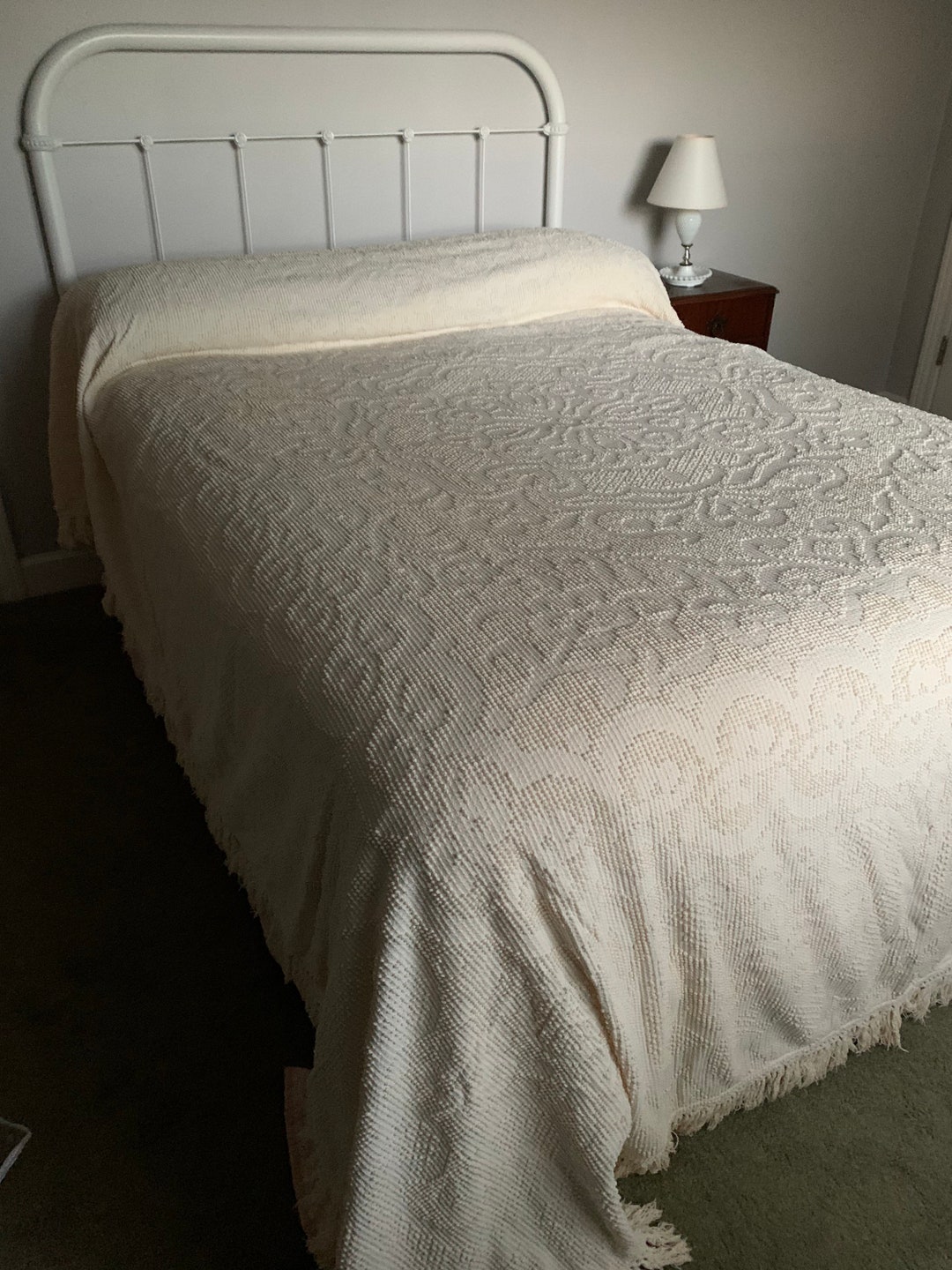Vintage off White Hobnail Bedspread, Vintage off White Bedspread, Vintage Full Bedspread