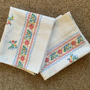 Royal standard pillow cases, Vintage Standard Pillow cases, vintage pillow cases, vintage floral pillow cases, vintage cotton pillow cases