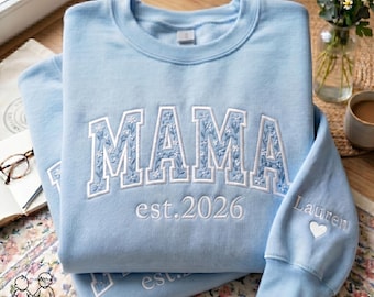 EMBROIDERED Floral Mama Sweatshirt, Mama Est Year Sweater, Custom Name Mom Shirt, Mothers Day Shirt, Mama  Shirt, Gift for Mama
