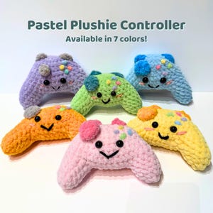 Crochet Video Game Controller Plush Pastel Gamer Decor Kawaii Gaming Gift Handmade Plushie Cute Gamepad Desk Console Prop for Streamers