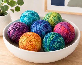 Anleitung für eine Stoffball-Schüssel: Ohne Nähen – Füllmaterial aus Stoffresten im Shabby-Chic-Landhausstil