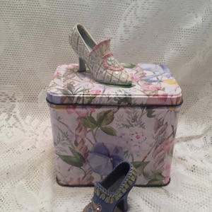 Floral Tin Container by Nelson Graphomania - Multi-Color and Multi-Floral - Hinged Lid Tin - Decor or Storage Container - Giftable Tin