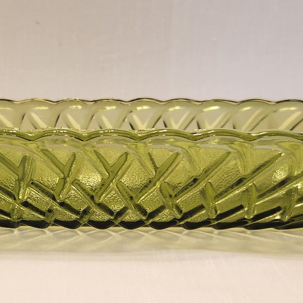 Vintage Green Glass Serving Bowl - Asparagus Bowl - Celery Bowl - Depression Glass Pretzel Design - Indiana Glass Company