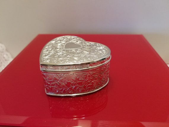 Heart Ring Box - Silver Plate Embossed Box - Ring… - image 6