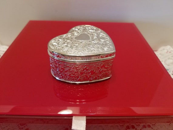 Heart Ring Box - Silver Plate Embossed Box - Ring… - image 4
