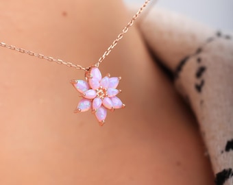 Halsband med lotusblomma i sterlingsilver: Opalhänge, oktober månadssten
