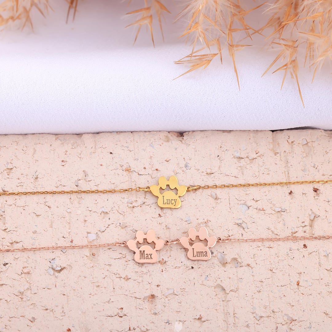 Engraved Paw Print Bracelet: Sterling Silver Pet Memorial Name Bracelet ...