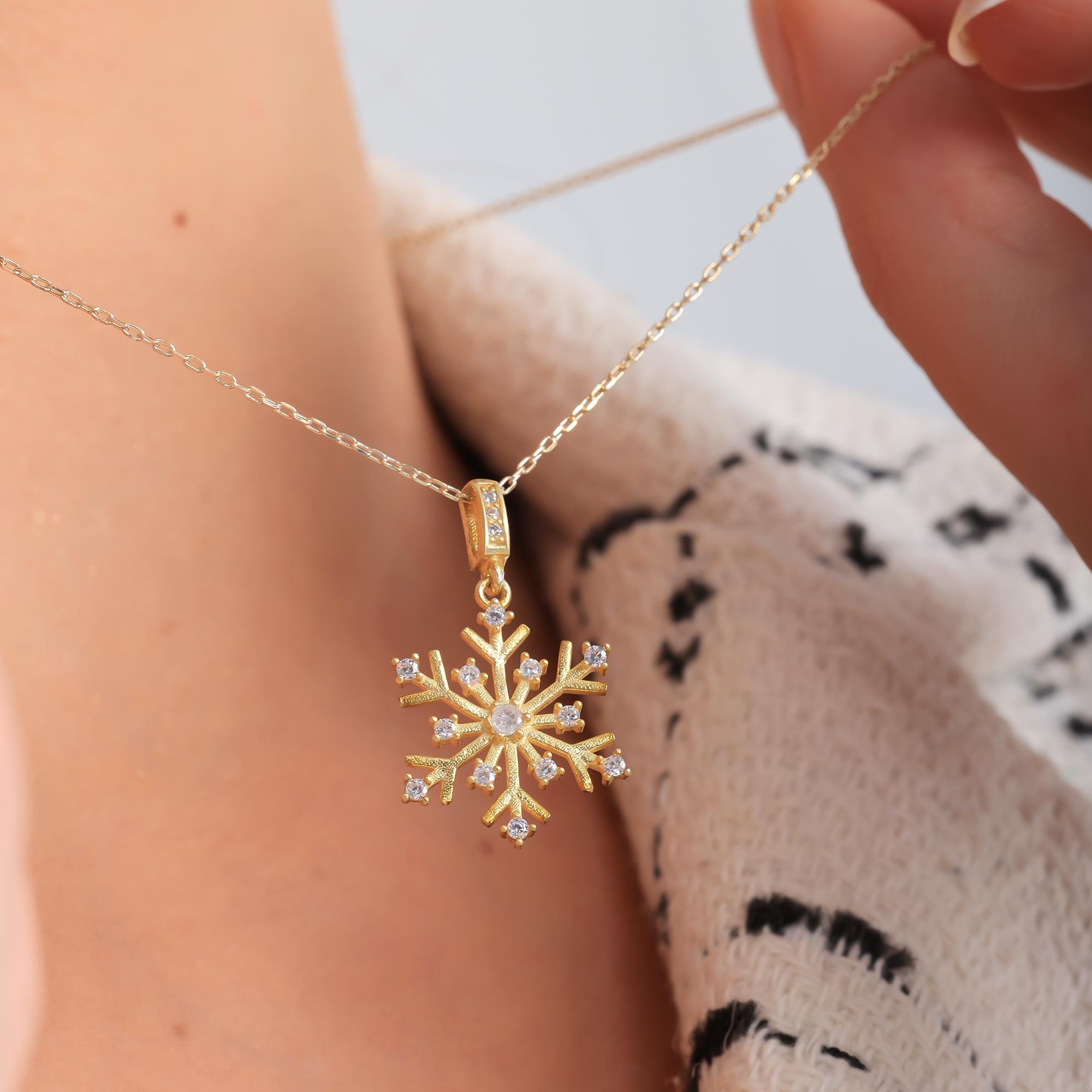 Parure Bijoux Noël Flocon De Neige — Collier & Boucles D'oreilles En Cristal Brillant