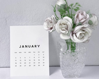 Calendario de escritorio mensual minimalista en blanco y negro para imprimir (2026) / 4,25 x 5,5 pulgadas / Descarga instantánea en PDF