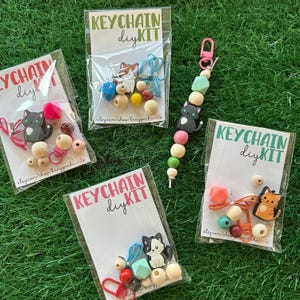 Cat Keychain Kit - DIY Jewelry Party Activity - Easy DIY Keychain or Backpack Charm - Perfect for party craft activity for girls or boys