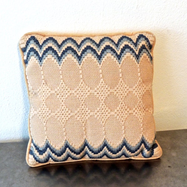 vintage needlepoint throw pillow - 1960s taupe/blue chevron woven pillow