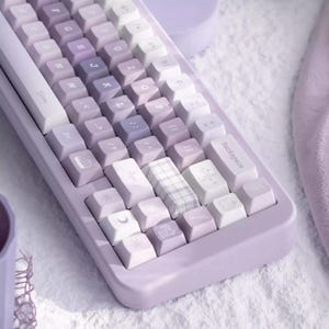 Set di tasti con tema &quot;Giardino Viola&quot; per tastiera meccanica, tasti artigianali, tasti ISO, profilo ciliegia, PBT Dye-Sub, 136 pezzi