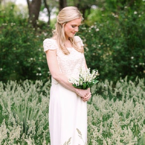 10" Artificial Lily of the Valley Flower Bouquet, 16 sprigs, Lily of The Valley bunch, Lily Bride's Bouquet