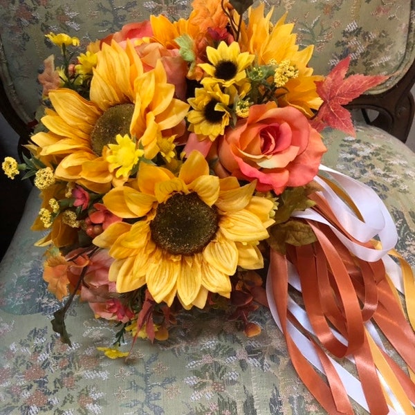 Ramo de novia de girasol de otoño con rosas naranjas, flores de boda de otoño con girasoles hojas de otoño bayas, flores nupciales de otoño personalizadas