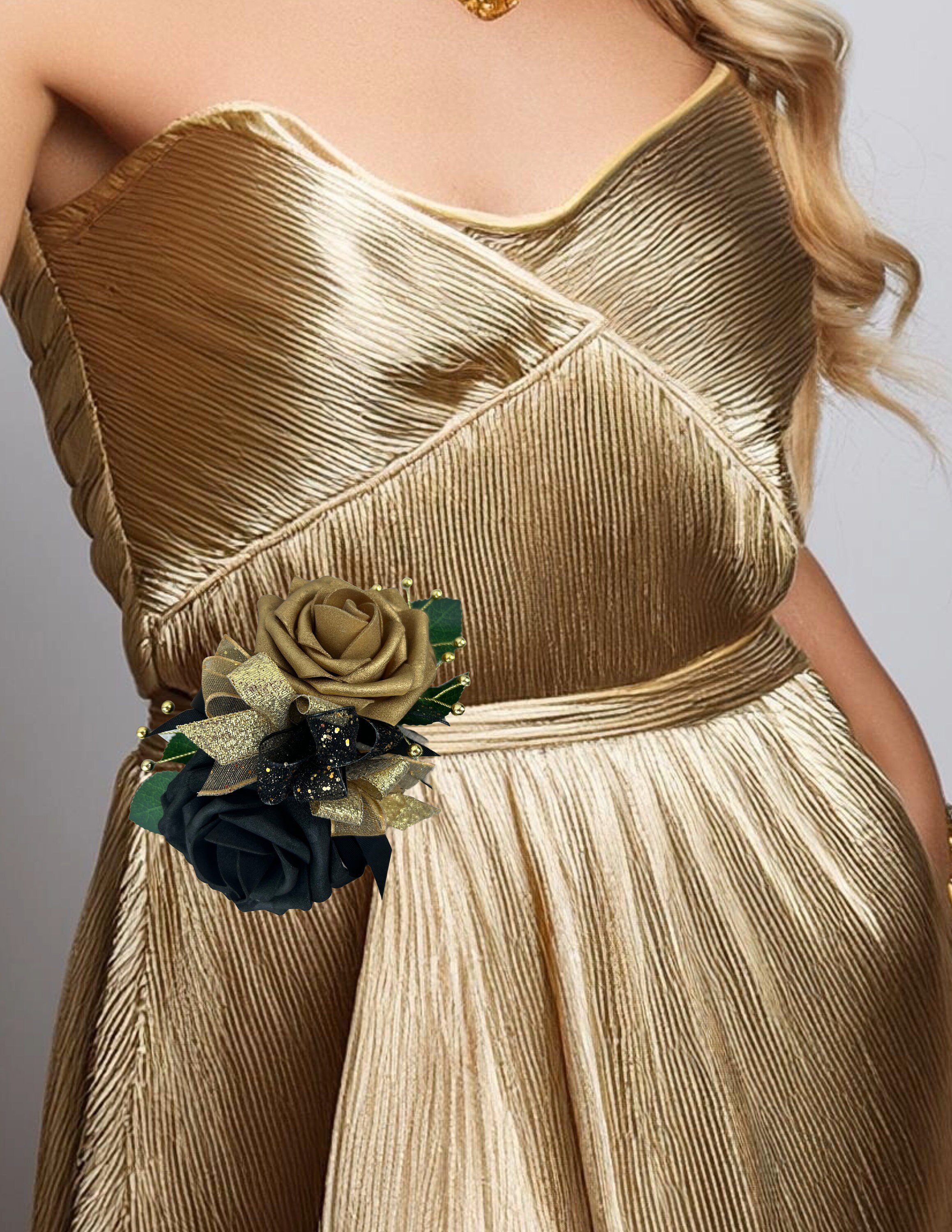 Black and Gold Prom Flowers With Gold and Black Prom Corsage Gold Black  Homecoming Flowers Black Gold Prom Boutonniere Gold Black Prom Set - Etsy