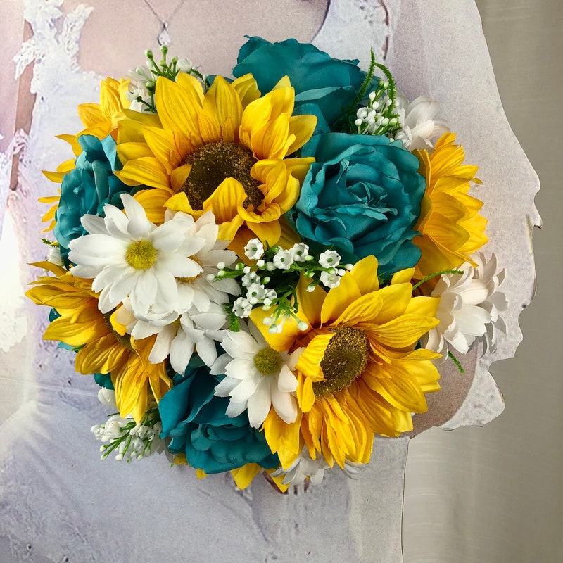 Floral Bouquet Bishop - Turquoise main image 0