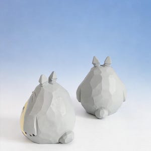 Hand Carved Wooden Totoro Figurine, Studio Ghibli Inspired Desk Sculpture, Totoro Ornament, Unique Gift for Anime Lovers, Home Decor Fans image 5