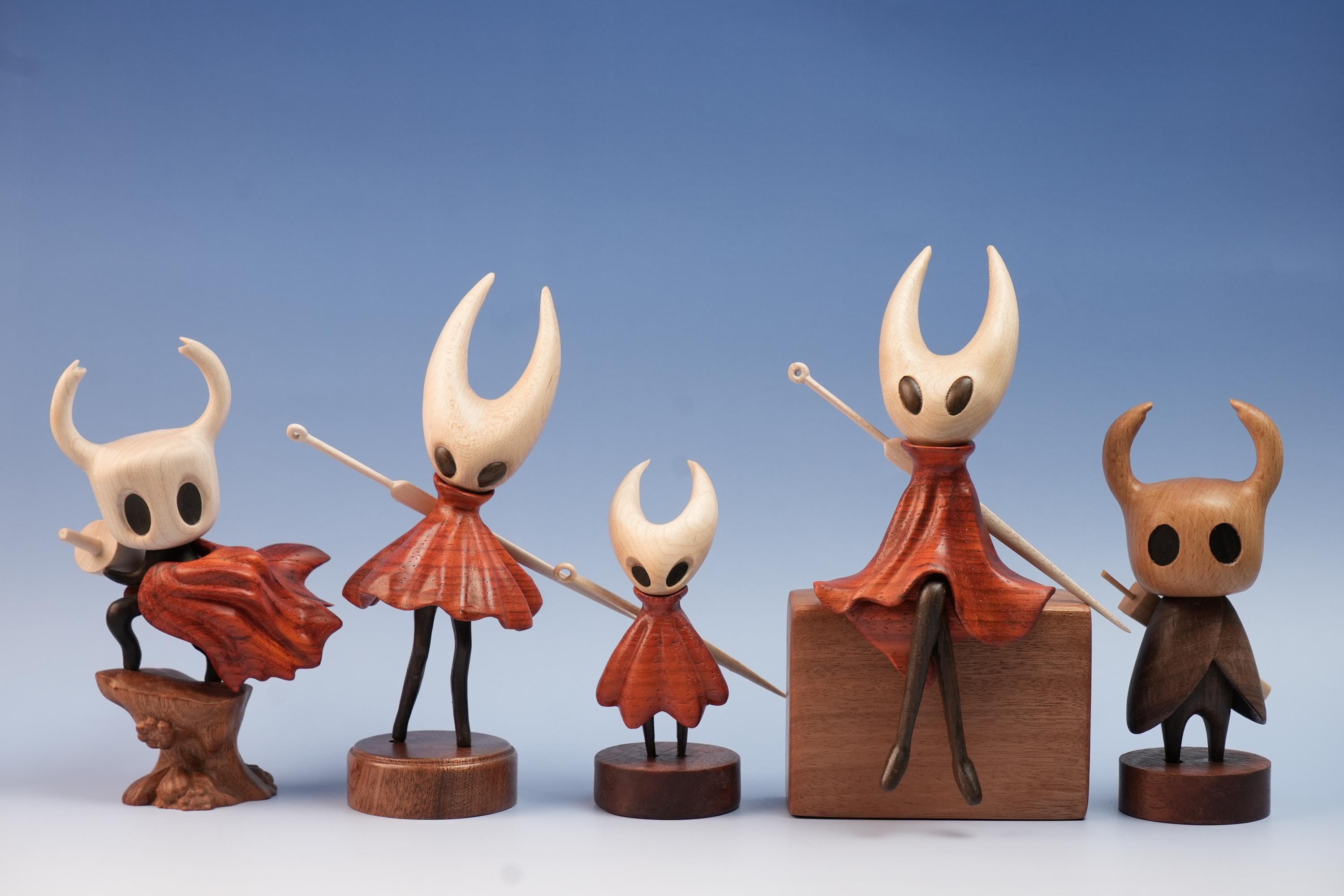 Wooden Hollow Knight Figurine, Silksong Figure, Magnetic