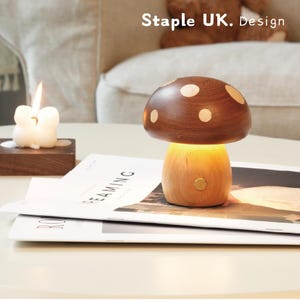 Luz de noche de madera con forma de hongo, luz de noche LED de madera hecha a mano, lámpara de noche de madera, luz de noche de brillo suave para habitación de niños, luz de noche para bebé