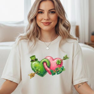St Patricks Day Lucky Heart Shirt - Interlocking Hearts Tee - Irish Couple Gift
