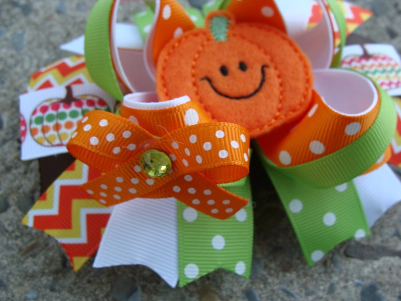 Happy Halloween Pumpkin Bum Bow main image 1