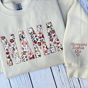 Embroidered Mama Sleeve Personalization Crew Neck Crewneck sweatshirt Mom Sweatshirt
