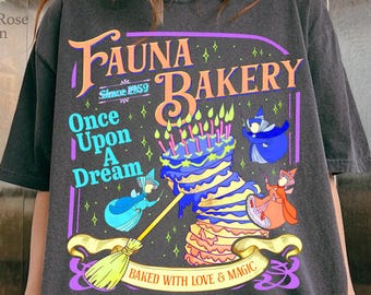 Fauna Bakery gebakken met liefde en magie PNG, slapende prinses clipart, fairy Godmother digitale download, grillige themaparkbakkerij