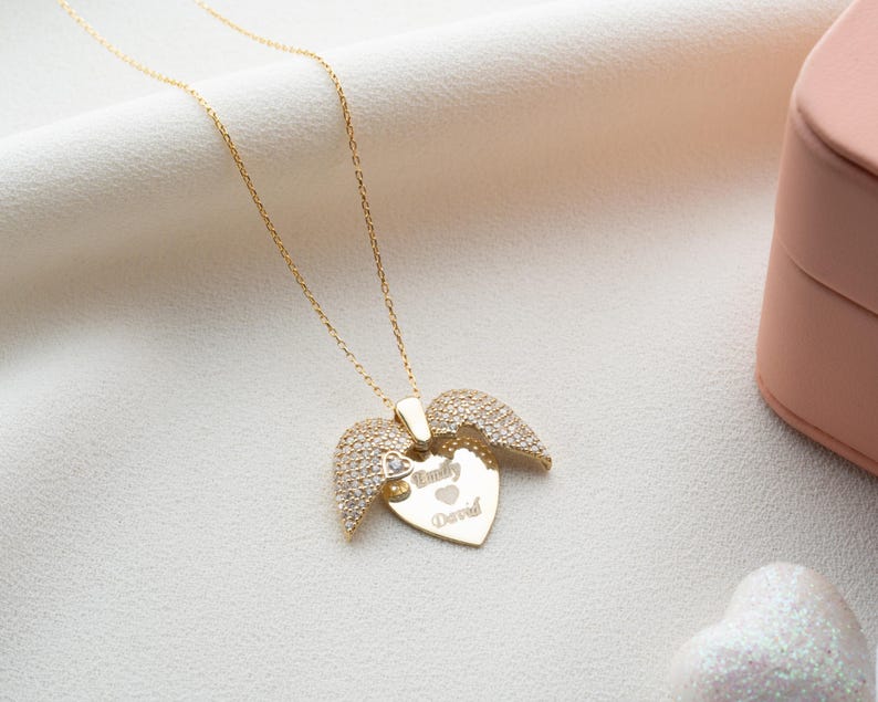 Dainty Gold Angel Wings Necklace with Name Personalized Angel Wing Necklace Custom Memorial Necklace Guardian Angel Wings Necklace for Mom