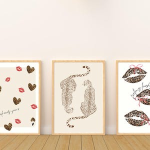 Red Leopard Wall Art Set,  Leopard Lucky Prints, Cheetah Bedroom Dorm Wall Decor, Trendy Leopard Definition Print, Leopard Kiss Art