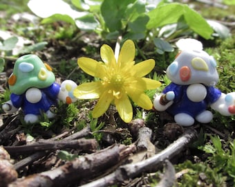 Your Choice Artist Painting Garden Gnome Lampwork Glass Bead NLC Beads