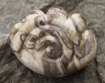 Clearance Sale Organic Worry Stone Spiral Silvered Ivory Focal Lampwork Glass Bead NLC Beads