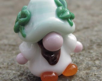 Lephrechaun Shamrock Irish Garden Gnome Lampwork Glass Bead NLC Beads