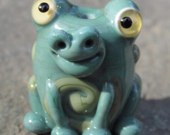 Green Swirls Frog Toad Lampwork Glass Bead  NLC Beads