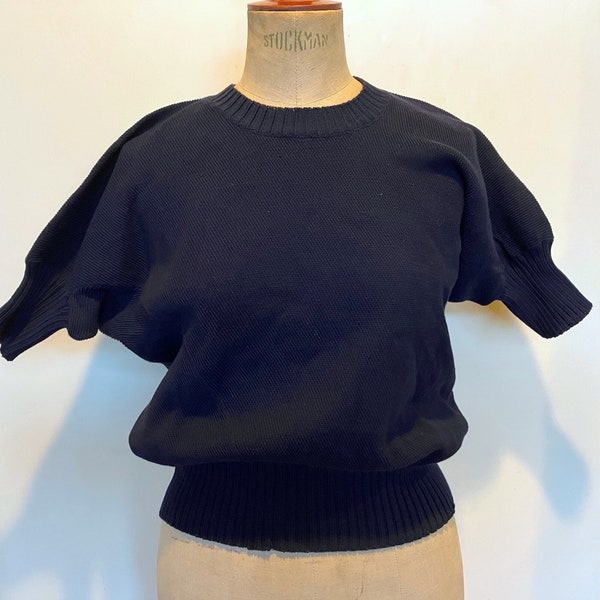 Funky vintage 1990s Comme des Garcons tricot navy cotton sweater, bias/spiral knit, one size (S-M), art to wear, Rei Kawakubo, VG cond.