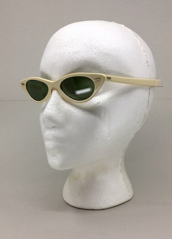 Vintage 1950s Claire McCardell Sun Specs, sunglass
